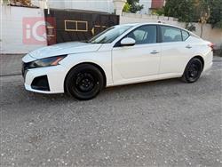 نیسان ئەلتیما